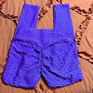 NWOT Purple Scrunch Butt Leggings